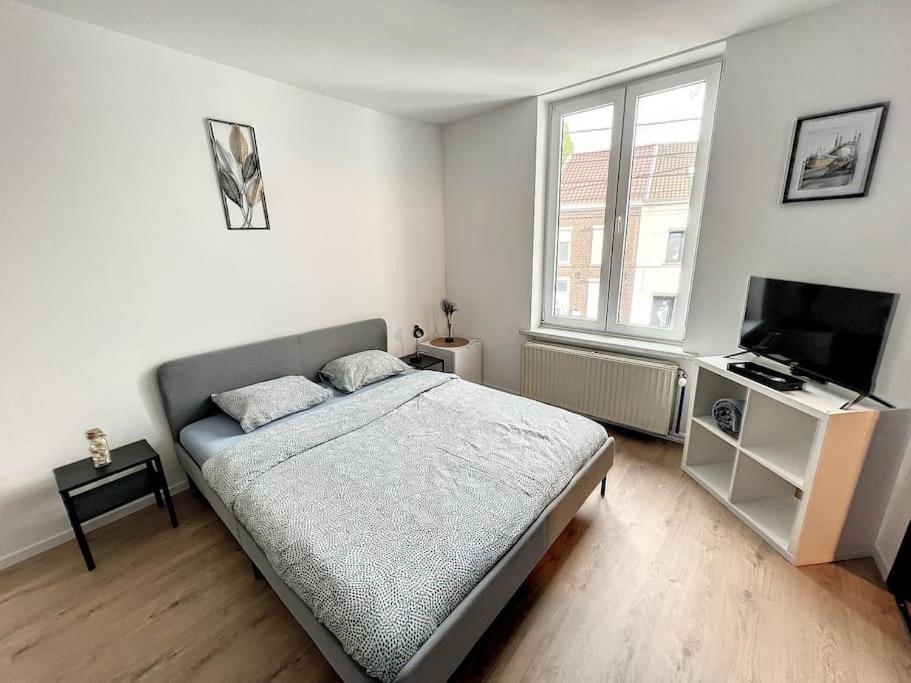 Station 173 D Bruxelles-Charleroi-Airport Apartman Kültér fotó